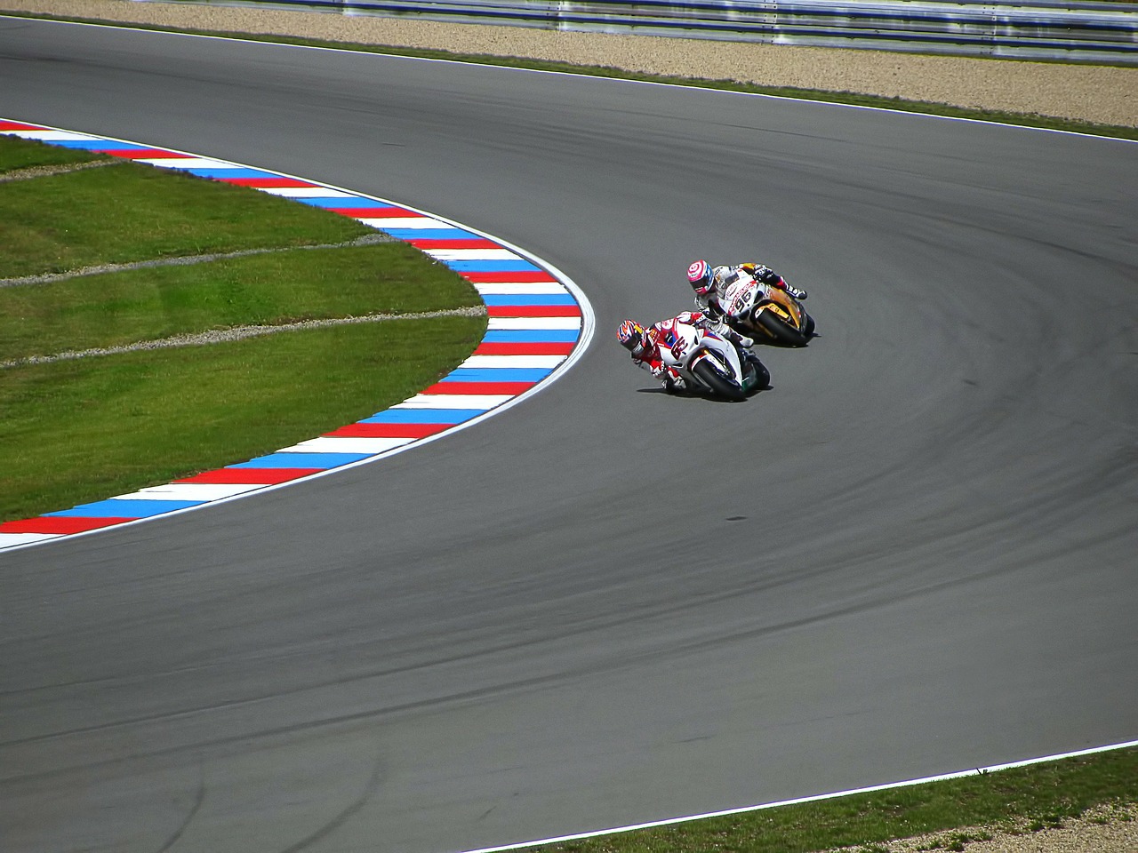 Motor Sports random banner image